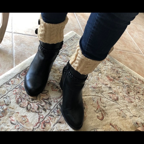 🎁🎄 Boot cuff-button down crochet leg warmers‼️ - Picture 4 of 8